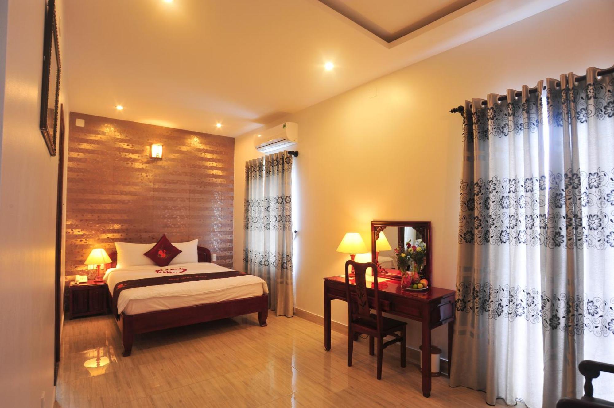 Hong Thien Ruby Hotel Hue Bagian luar foto