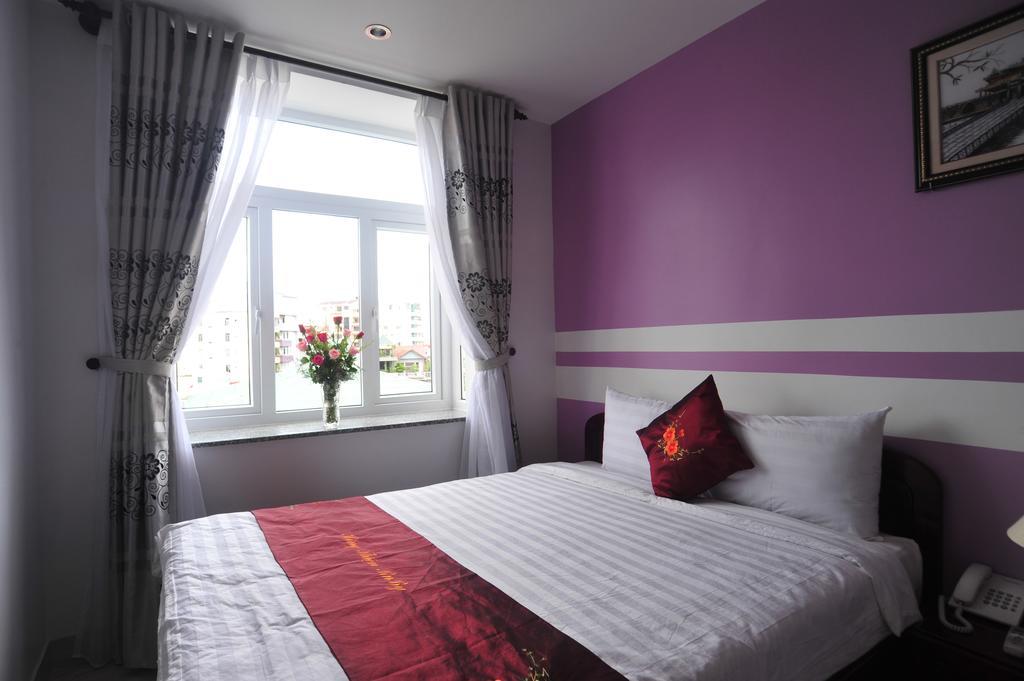 Hong Thien Ruby Hotel Hue Bagian luar foto